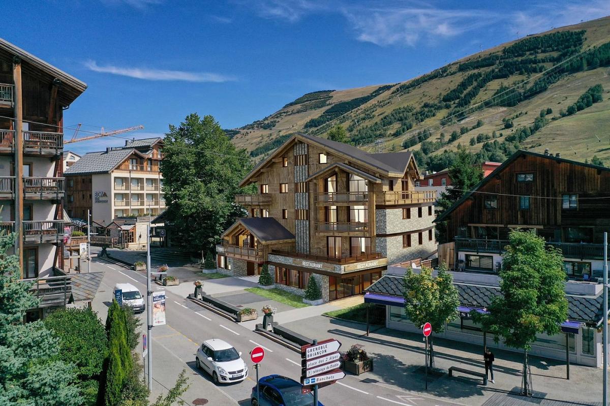 Picture of Apartment For Sale in Les Deux Alpes, Rhone Alpes, France