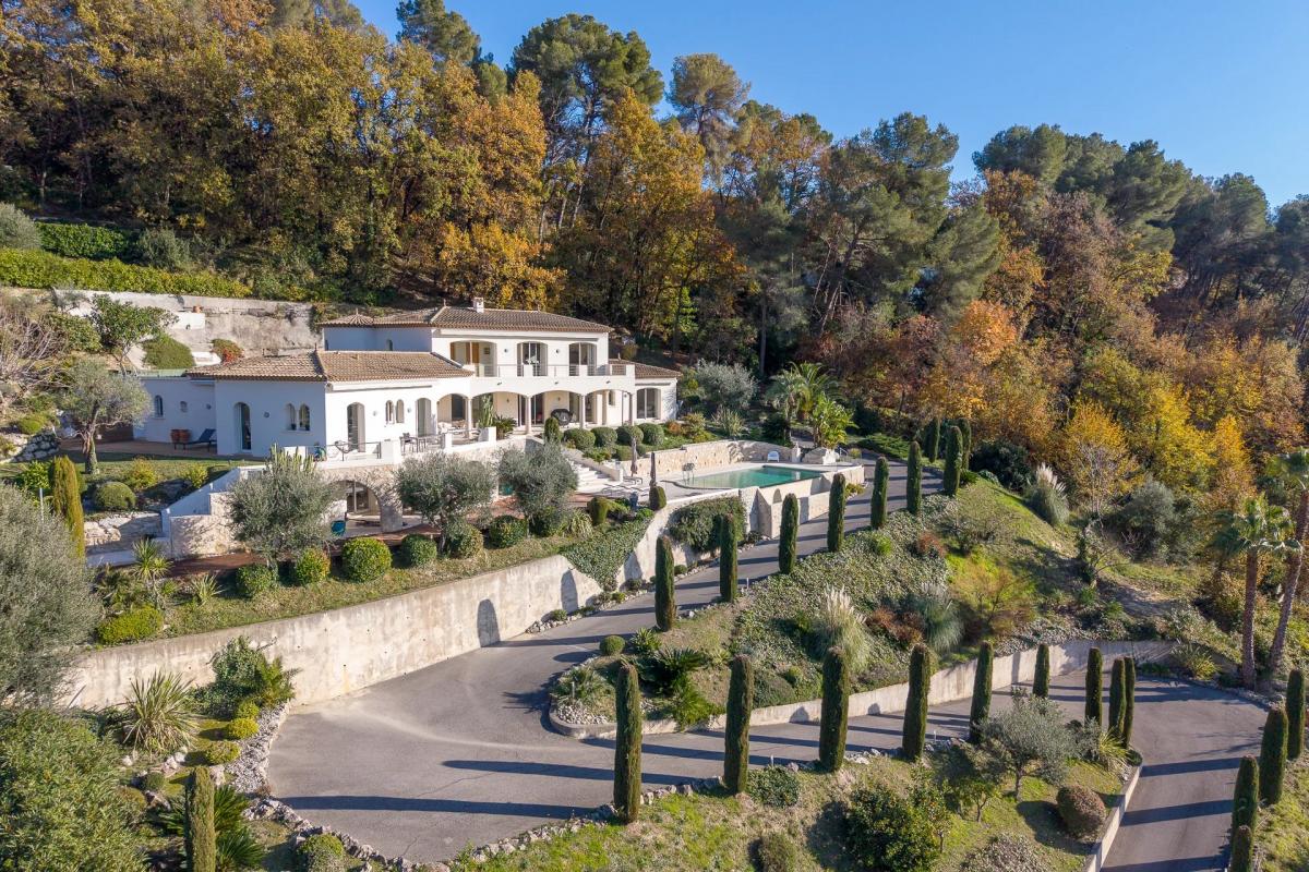 Picture of Villa For Sale in Saint Paul de Vence, Cote d'Azur, France