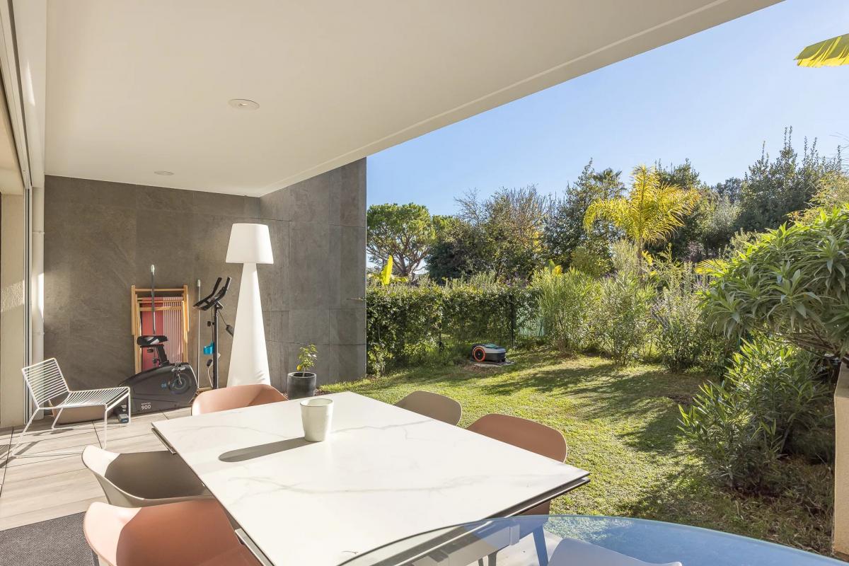 Picture of Apartment For Sale in Antibes, Cote d'Azur, France