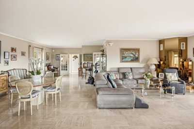 Villa For Sale in Mouans Sartoux, France