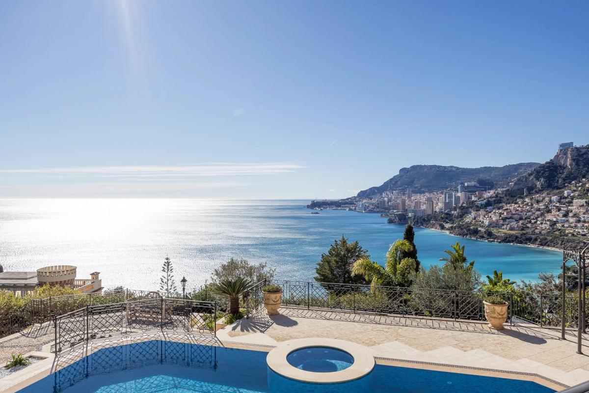 Picture of Home For Sale in ROQUEBRUNE CAP MARTIN, Cote d'Azur, France