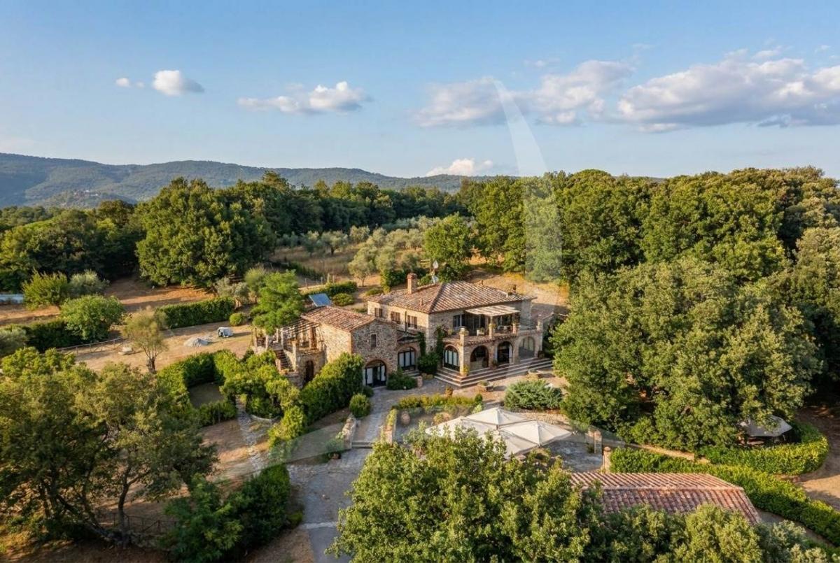 Picture of Home For Sale in Rapolano Terme, Tuscany, Italy