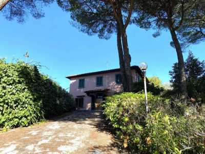 Villa For Sale in Firenze, Italy