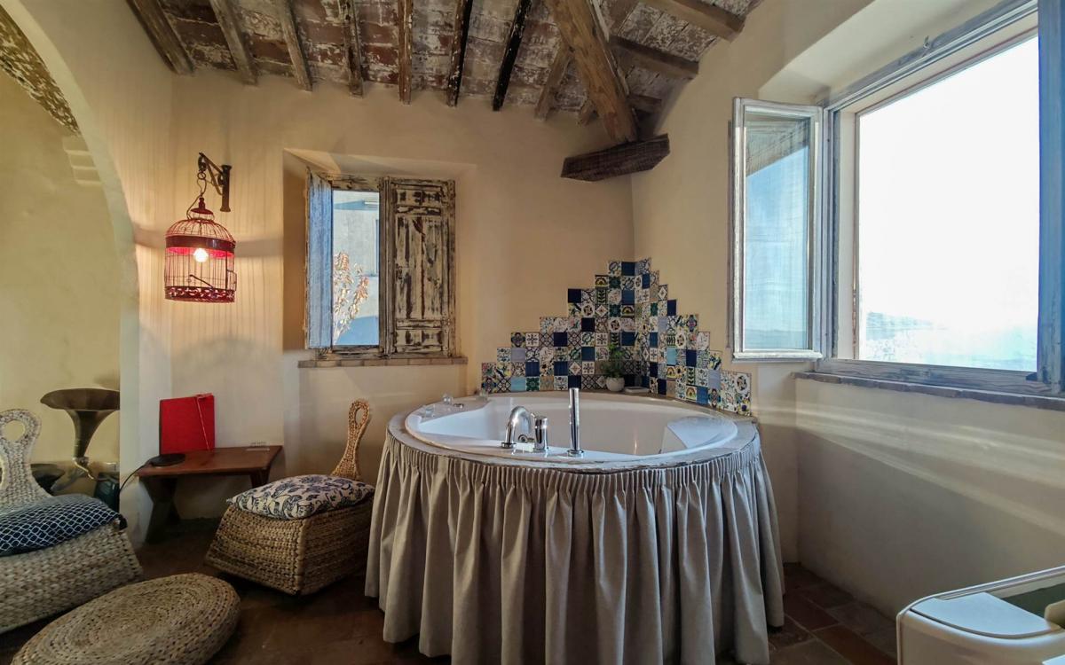 Picture of Apartment For Sale in Volterra, Tuscany, Italy