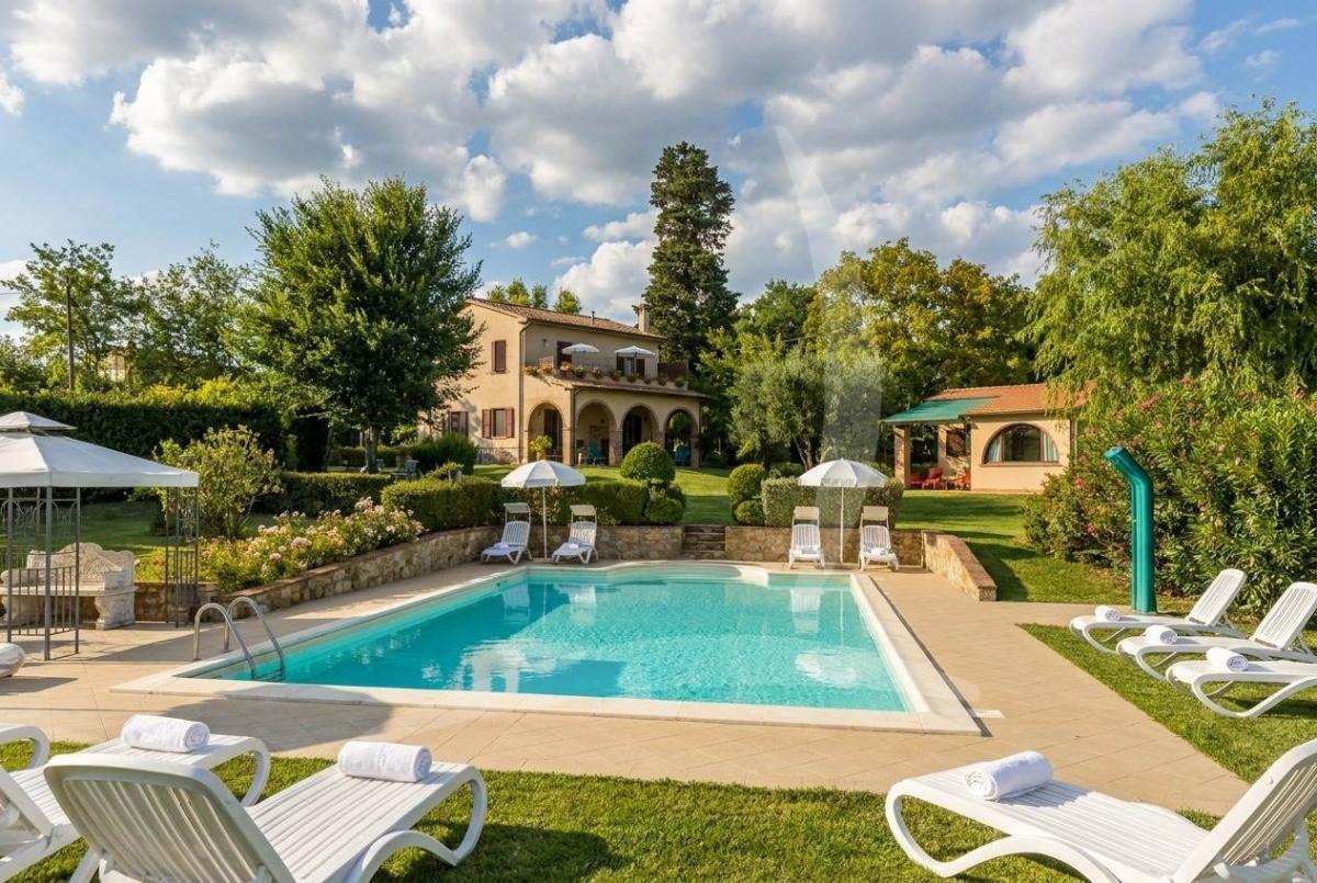 Picture of Home For Sale in Scansano, Tuscany, Italy