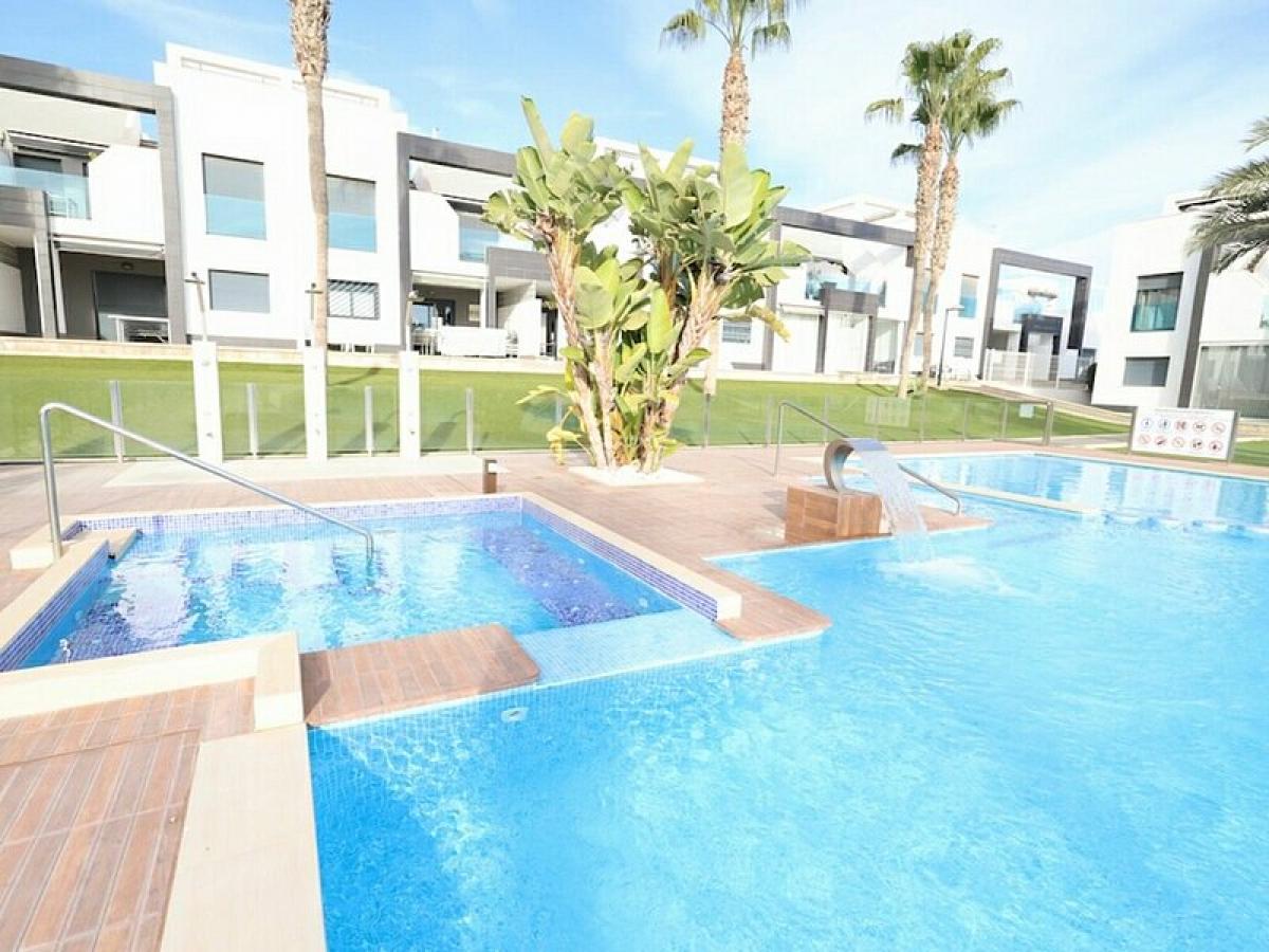 Picture of Apartment For Sale in La Zenia, Alicante, Spain