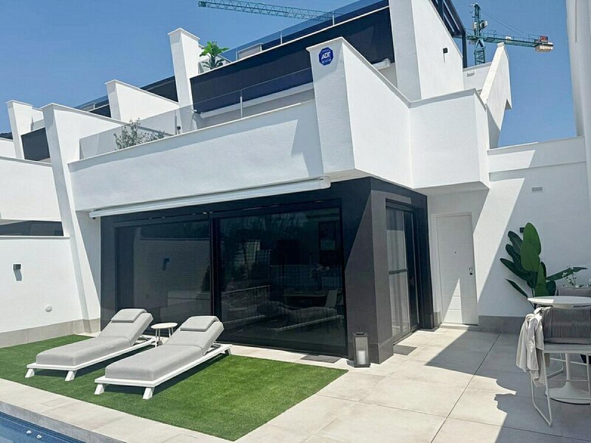 Picture of Villa For Sale in Santiago De La Ribera, Murcia, Spain