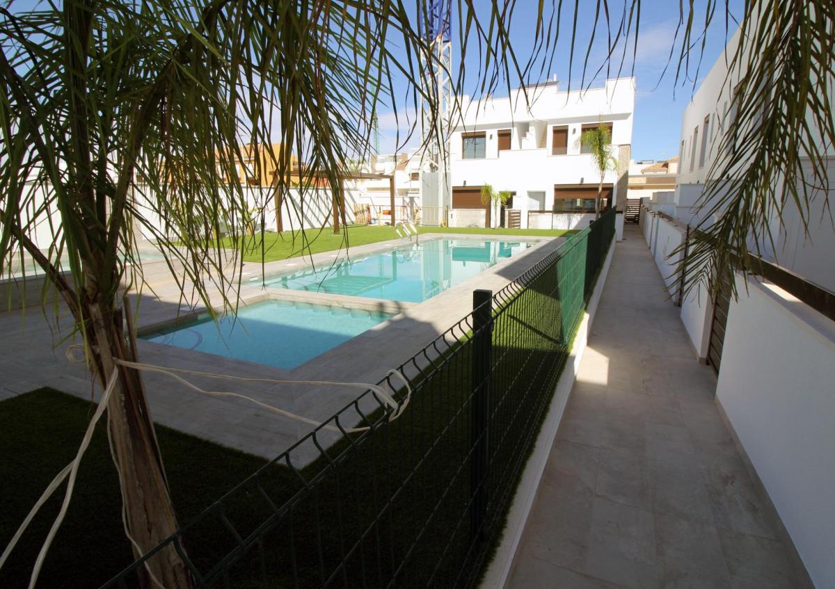 Picture of Home For Sale in Pilar De La Horadada, Alicante, Spain