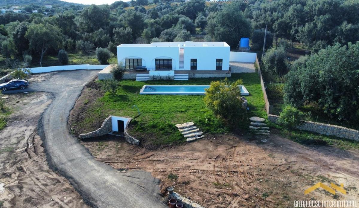 Picture of Villa For Sale in Sao Bras de Alportel, Faro, Portugal