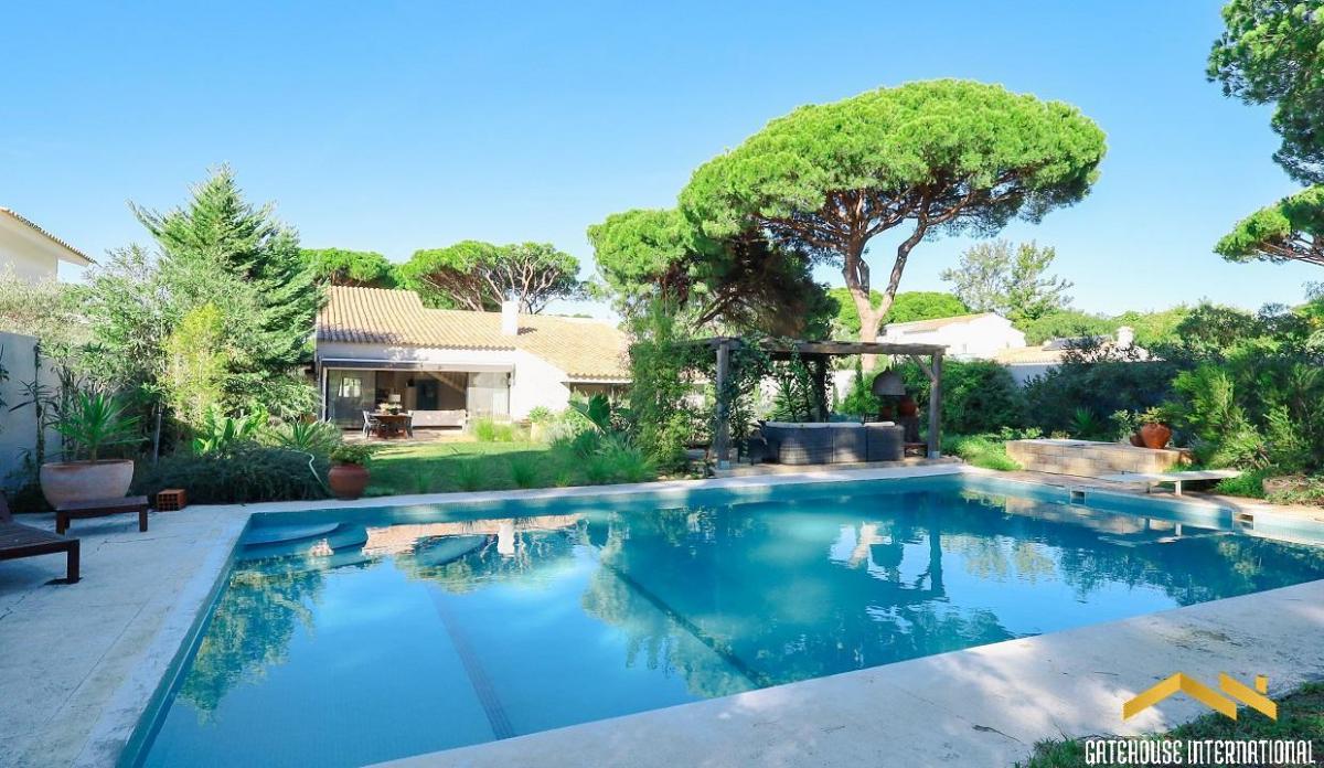 Picture of Villa For Sale in Vilamoura, Algarve, Portugal