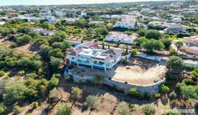 Villa For Sale in Almancil, Portugal