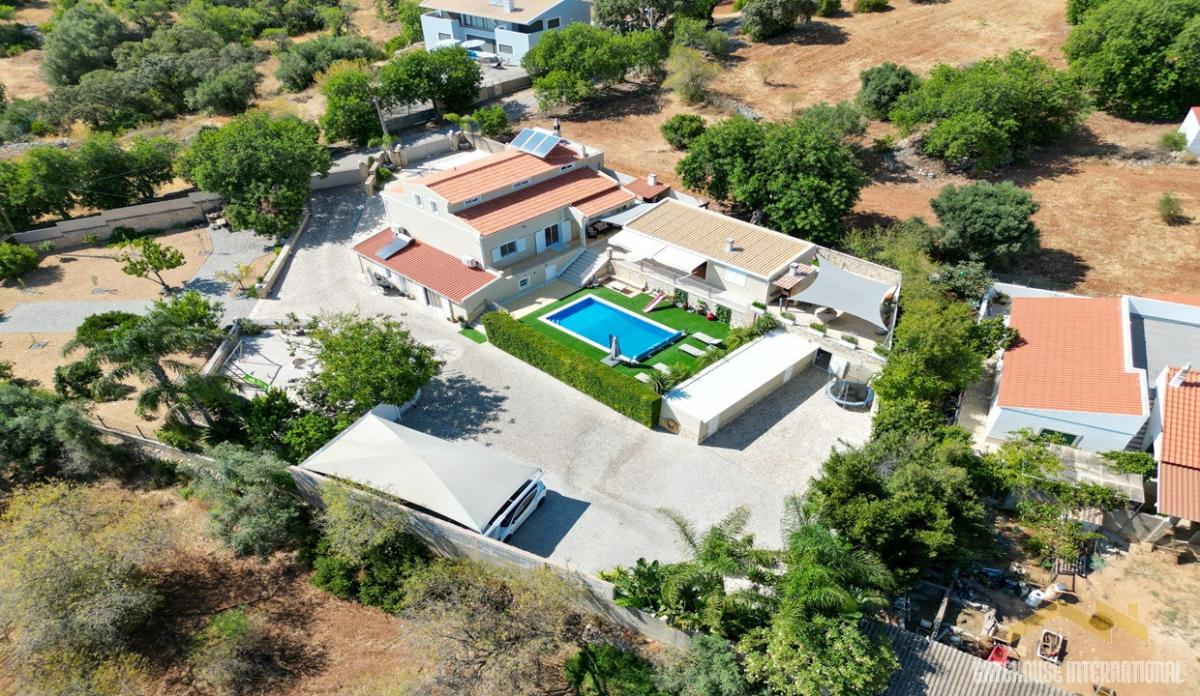 Picture of Villa For Sale in Sao Clemente, Faro, Portugal