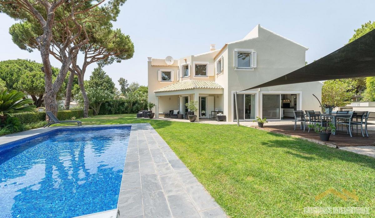 Picture of Villa For Sale in Vilamoura, Algarve, Portugal