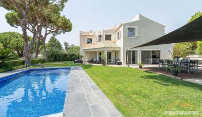 Villa For Sale in Vilamoura, Portugal