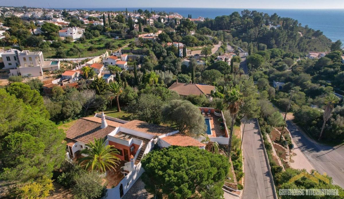 Picture of Villa For Sale in Carvoeiro, Faro, Portugal