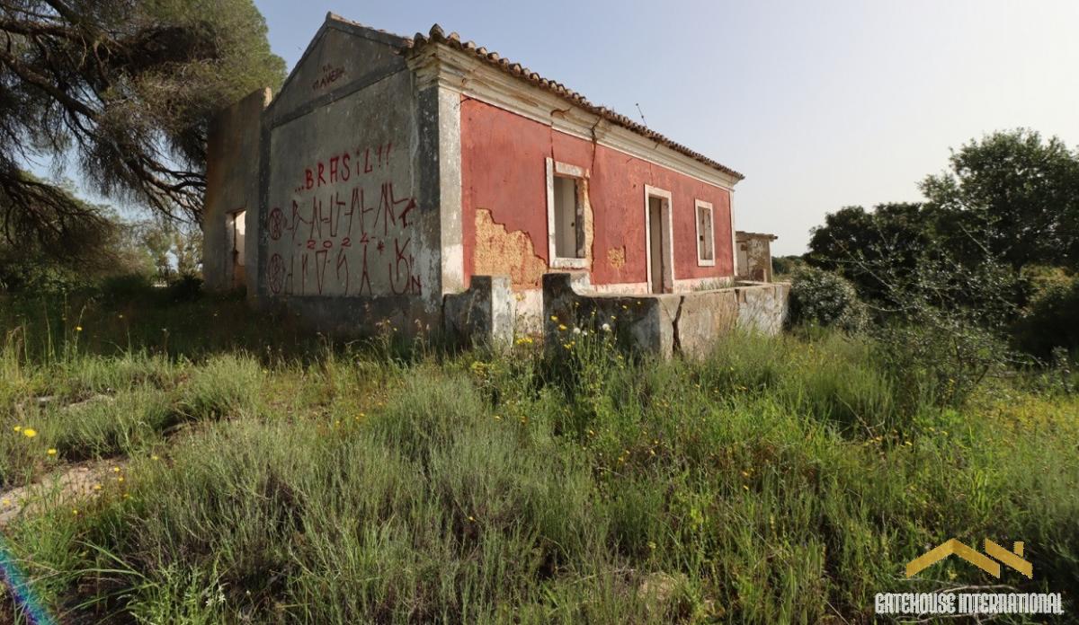 Picture of Residential Land For Sale in Lagoa, Algarve, Portugal