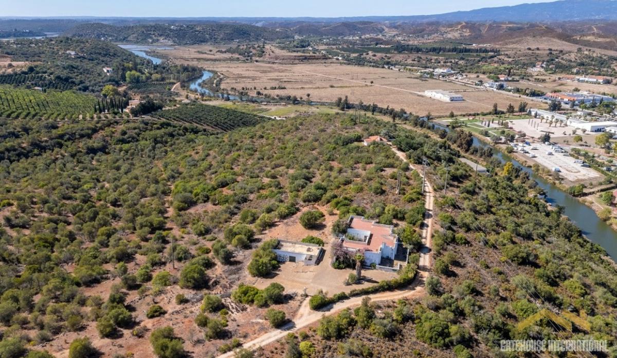 Picture of Residential Land For Sale in Silves, Algarve, Portugal