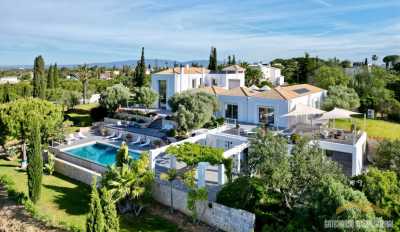 Villa For Sale in 