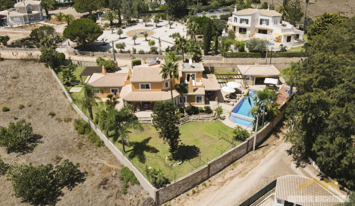 Picture of Villa For Sale in Caramujeira, Faro, Portugal