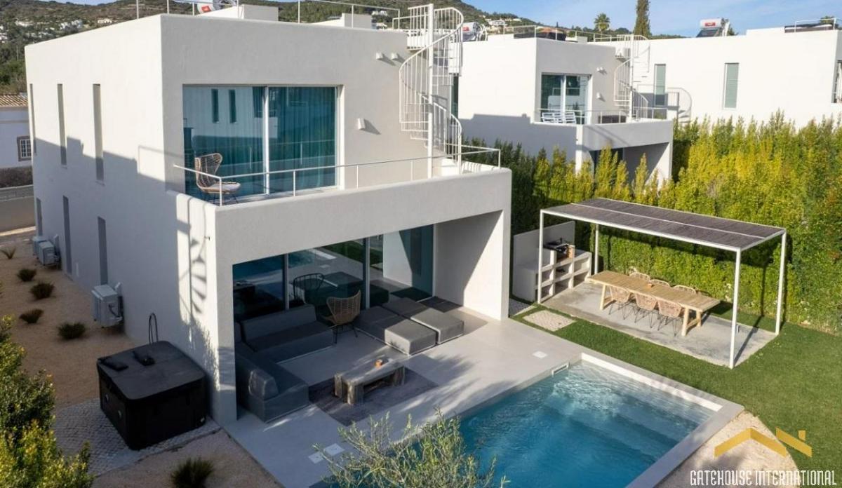 Picture of Villa For Sale in Santa Barbara De Nexe, Faro, Portugal