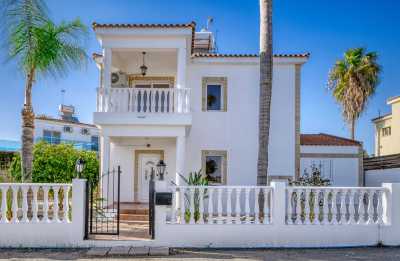 Villa For Sale in Kokkines, Cyprus