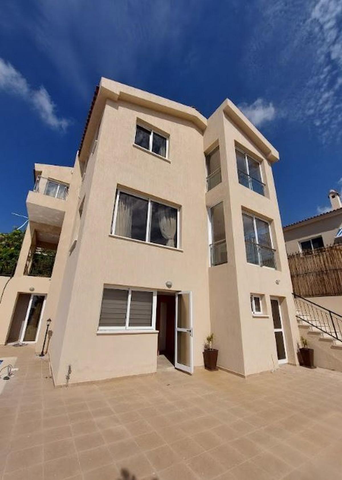 Picture of Villa For Sale in Peyia, Paphos, Cyprus