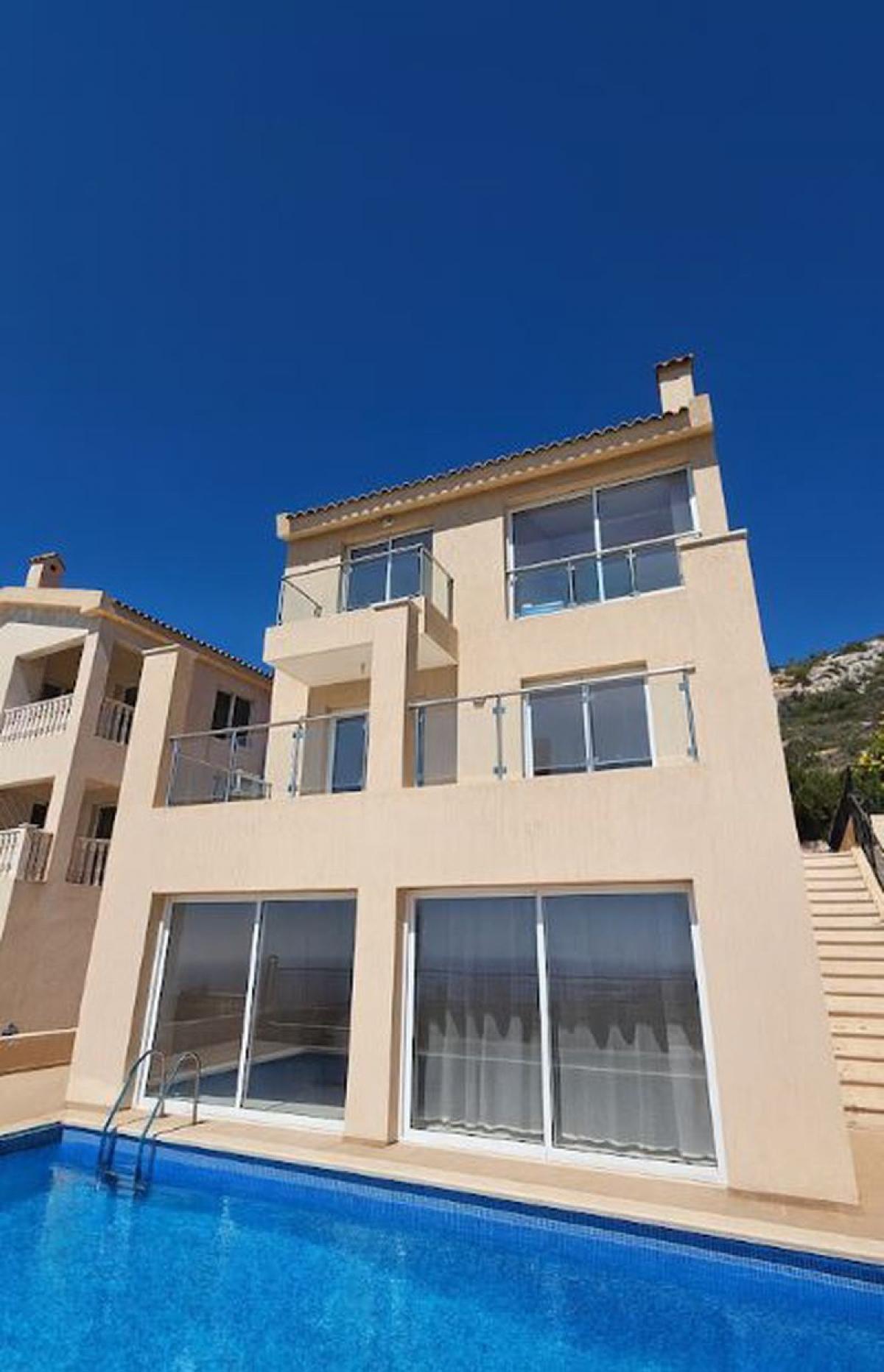 Picture of Villa For Sale in Peyia, Paphos, Cyprus