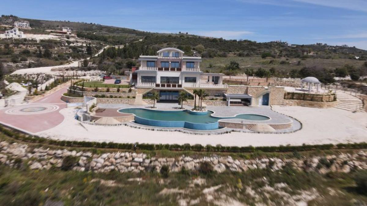 Picture of Villa For Sale in Mesa Chorio, Paphos, Cyprus