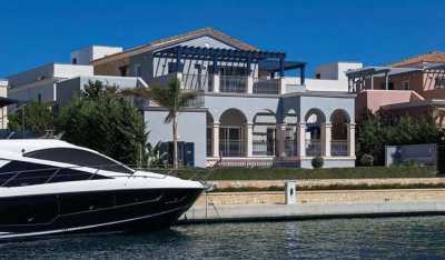 Villa For Sale in 