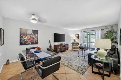 Condo For Sale in Coral Springs, Florida
