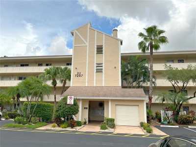 Condo For Sale in Delray Beach, Florida