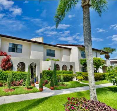 Home For Rent in Boca Raton, Florida