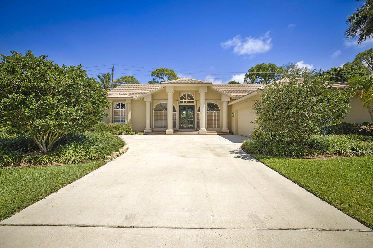 Picture of Home For Sale in Jupiter, Florida, United States