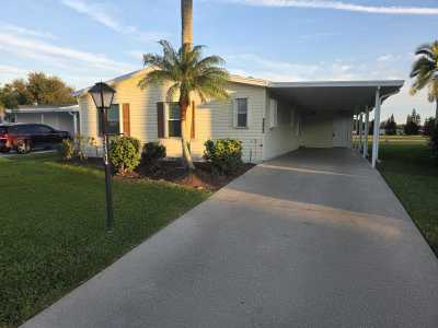 Mobile Home For Sale in Port Saint Lucie, Florida