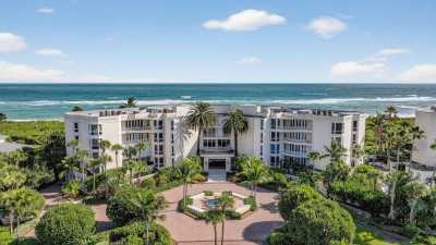 Condo For Sale in Stuart, Florida