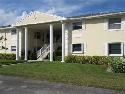 Condo For Sale in Vero Beach, Florida