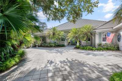 Home For Sale in Vero Beach, Florida