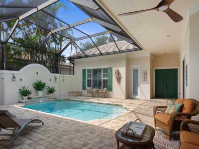 Home For Sale in Vero Beach, Florida
