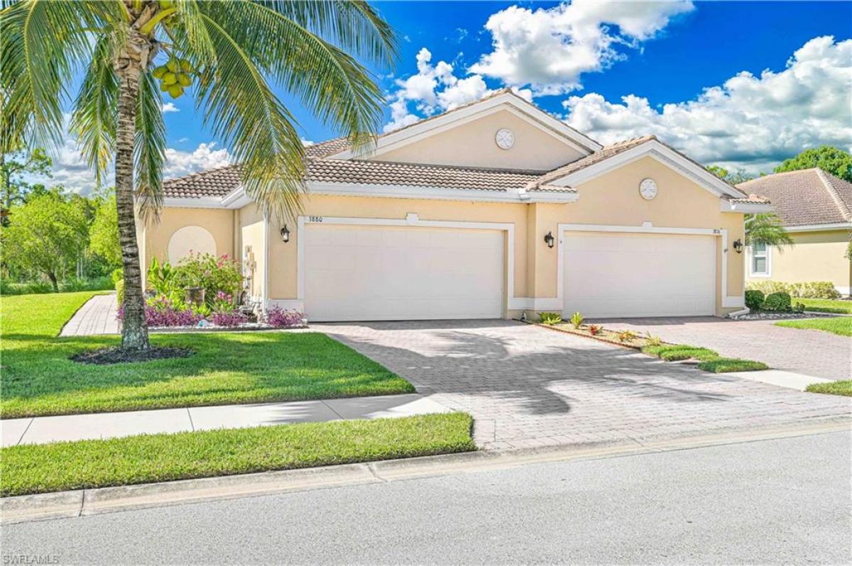Picture of Home For Sale in Fort Myers, Florida, United States