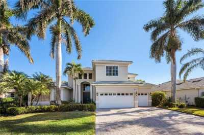 Home For Sale in Naples, Florida