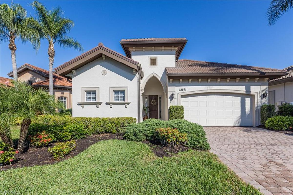 Picture of Home For Sale in Estero, Florida, United States