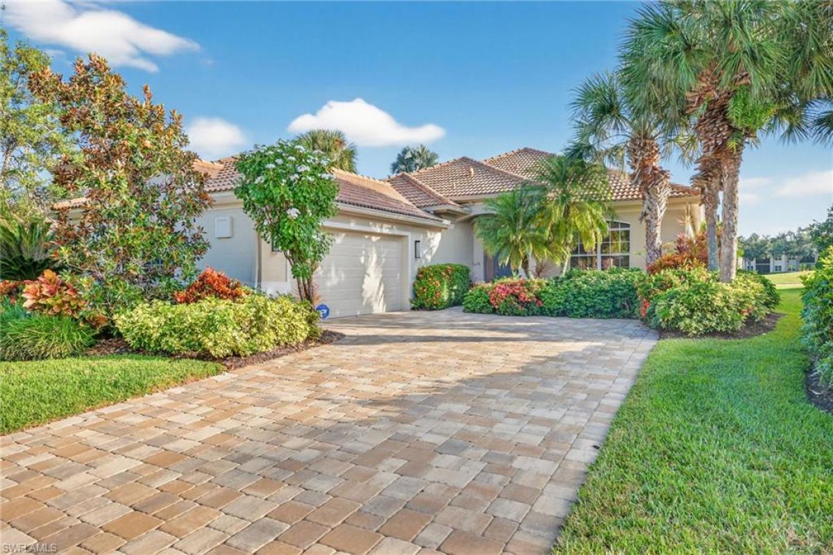 Picture of Home For Sale in Estero, Florida, United States