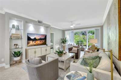Condo For Sale in Naples, Florida