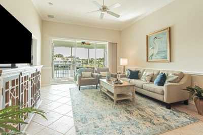 Condo For Sale in Naples, Florida