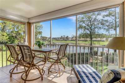 Condo For Sale in Naples, Florida
