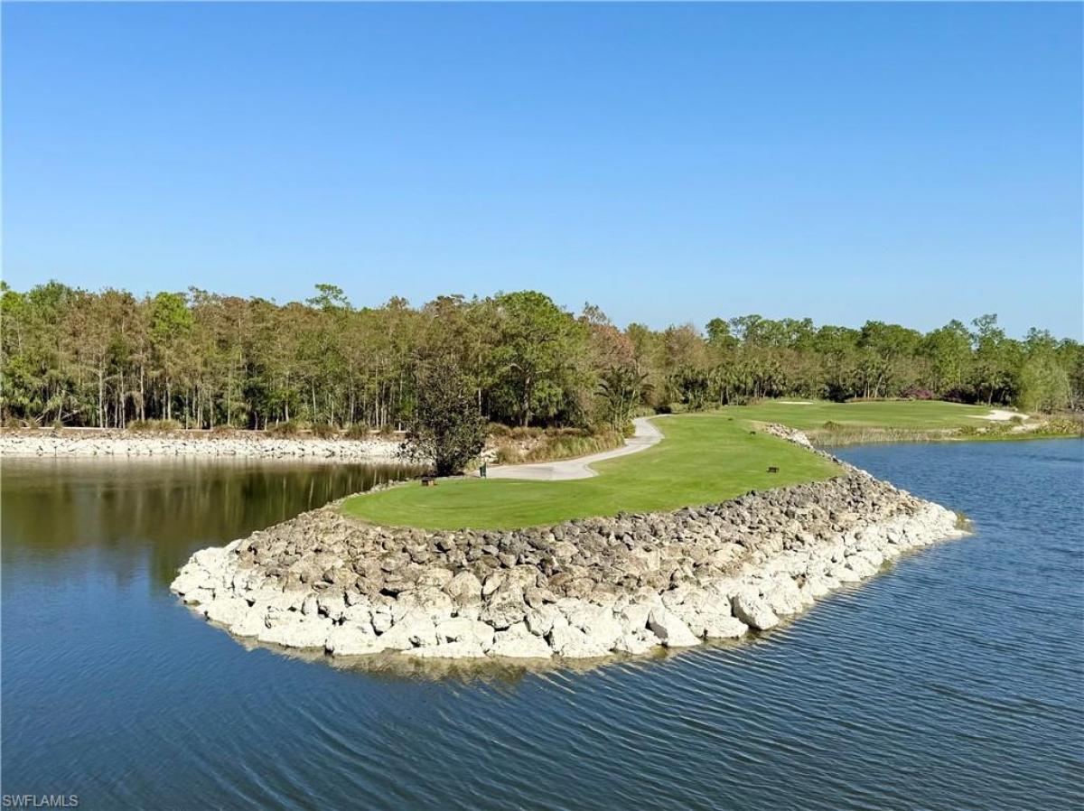 Picture of Condo For Sale in Naples, Florida, United States