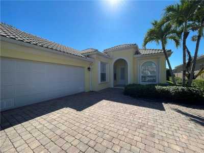 Home For Rent in Naples, Florida