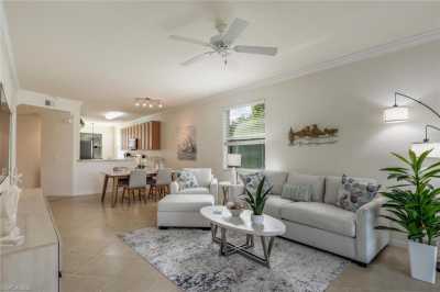 Condo For Sale in Naples, Florida