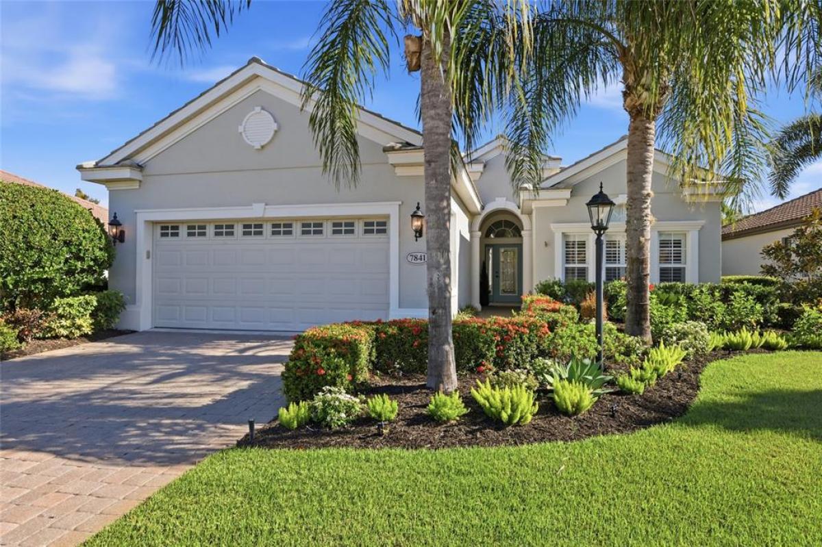 Picture of Home For Sale in Lakewood Ranch, Florida, United States