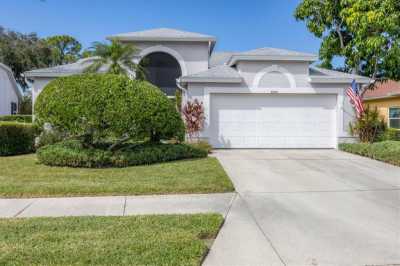 Home For Sale in Sarasota, Florida